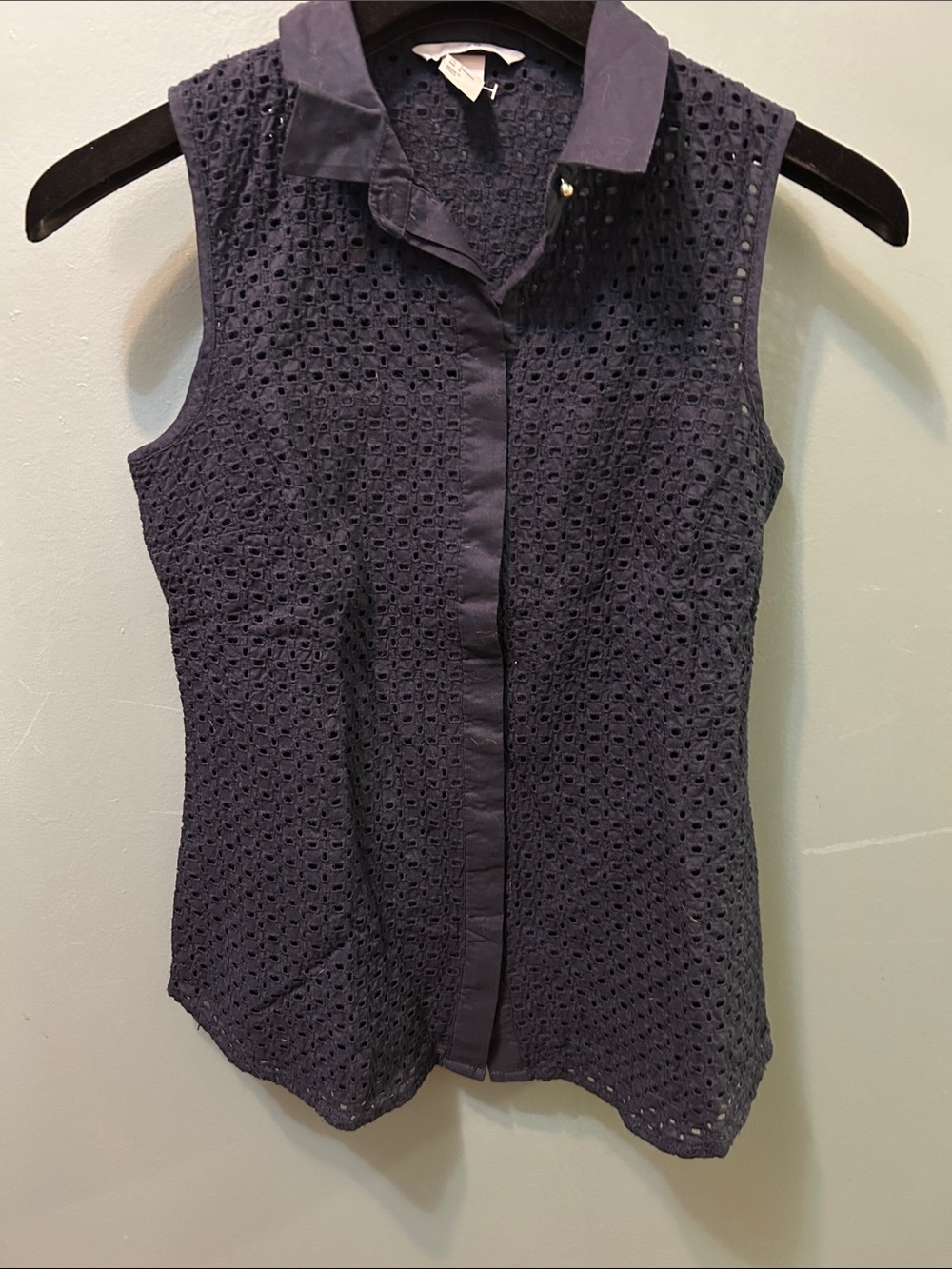 H&M Sleeveless Textured Eyelet Button-Front Top Navy BRAND NEW NO TAG Size 6